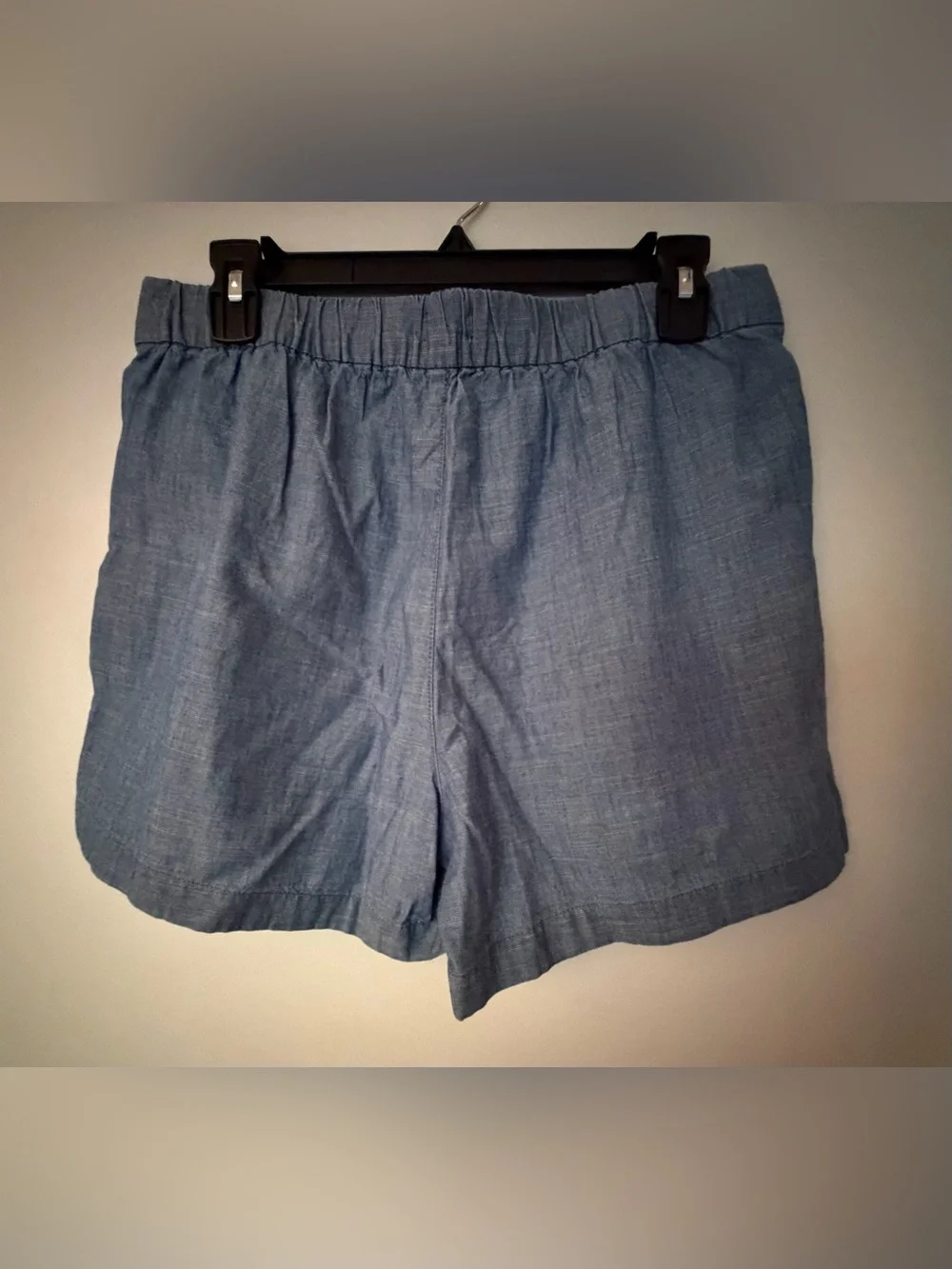 J. Crew 100% Cotton Light Blue Chambray Elastic-Waist Shorts NWT 🌷